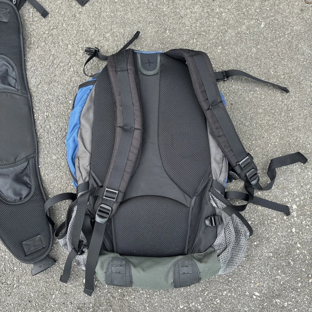 Kelty Redwing 2650 Backpack Hiking Pack 44 Liter Blue